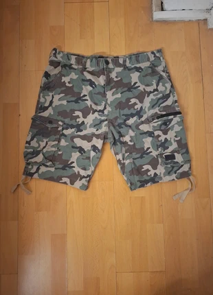 Camouflage Shorts, brand: Denim Co, condizioni: Nuovo senza cartellino, taglia: IT 50 | W40, €7.00, €8.05 include la Protezione acquisti