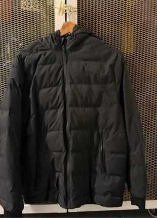 Doudoune windproof et water repellent noire, marque: H&M, état: Très bon état, taille: S, 15,00 €, 16,45 € Protection acheteurs incluse