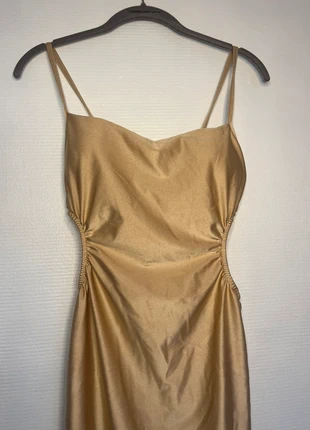 Robe doré, merk: kisly, staat: Heel goed, maat: Universele maat, € 2,00, € 2,80 inclusief Kopersbescherming