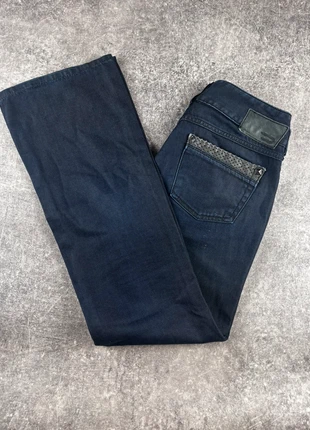 Jean Diesel Ronhar W27 L32 bleu foncé homme, coupe droite stretch, détails cuir, merk: Diesel, staat: Heel goed, maat: M / 38 / 10, € 27,90, € 30,00 inclusief Kopersbescherming