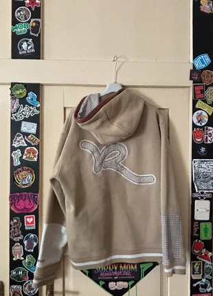 Felpa Beige Rocawear, marca: Rocawear, estado: Bueno, tamaño: M, 27,00 €, 29,05 € Protección al comprador incluida