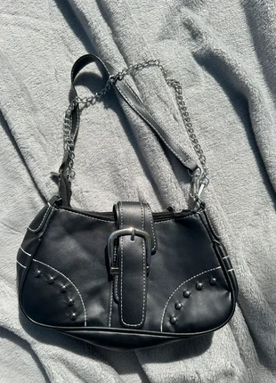 Sac à main noir style gothique, marke: y2k, zustand: Neu, 20,00 €, 21,70 € inklusive Vinted-Käuferschutz
