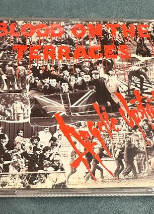 Angelic Upstarts - Blood On The Terraces CD, état: Très bon état, 18,00 €, 19,60 € Protection acheteurs incluse