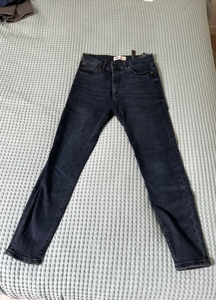 Vaqueros Zara talla 40 elástico, marca: Zara, estado: Muito bom, tamanho: PT 40 | W30, €12.00, €13.30 inclui Proteção do Comprador