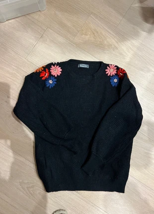 Pull brodé et perles, marke: it Hippie, zustand: Sehr gut, größe: Einheitsgröße, 5,00 €, 5,95 € inklusive Vinted-Käuferschutz