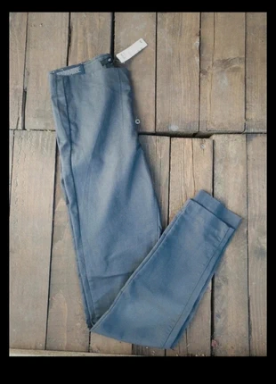 Pantalon skinny neuf Zara, marke: Zara, zustand: Neu, mit Etikett, größe: S / 36 / 8, 2,00 €, 2,80 € inklusive Vinted-Käuferschutz