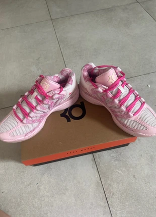 KD18 Aunt Pearl, marque: Nike, état: Neuf avec étiquette, taille: 41, 250,00 €, 263,20 € Protection acheteurs incluse