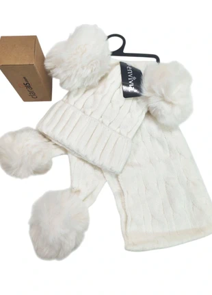 Set cappello e sciarpa bimbo/bimba bianco con pompon – morbido, caldo, elegante invernale, marque: Clarais, état: Neuf avec étiquette, taille: Universel, 9,00 €, 10,15 € Protection acheteurs (Pro) incluse