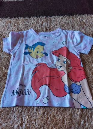 T shirt de menina super gira, merk: Primark, staat: Heel goed, maat: 24-36 maanden / 92 cm, € 2,50, € 3,33 inclusief Kopersbescherming