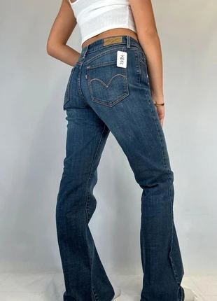 K812 Jean Levi’s Femme Mid Rise Bootcut, marca: Levi's, estado: Muy bueno, tamaño: XS / 34 / 6, 29,99 €, 32,19 € Protección al comprador Pro incluida