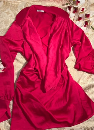 Vestitino fucsia ~ Legaragemode, marke: Le Garage Mode, zustand: Neu, größe: Einheitsgröße, 8,00 €, 9,10 € inklusive Vinted-Käuferschutz