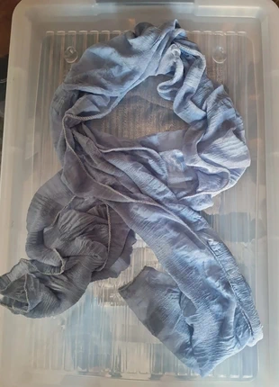 Foulard bleu transparent, état: Très bon état, 2,00 €, 2,80 € Protection acheteurs incluse
