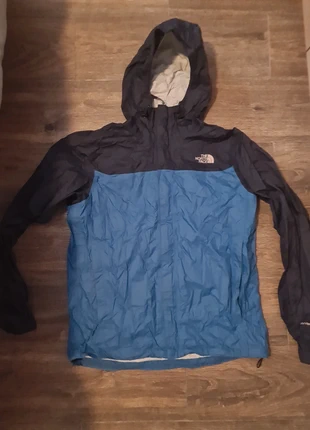 Impermeable The North Face, marca: The North Face, estado: Muy bueno, tamaño: M, 34,00 €, 36,40 € Protección al comprador incluida