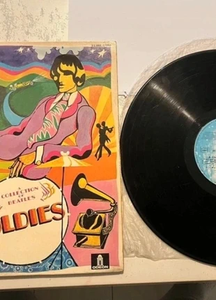 Lp vinyle 33t the beatles - A collection of beatles oldies (France-1984), condition: Good, €18.00, €19.60 includes Buyer Protection