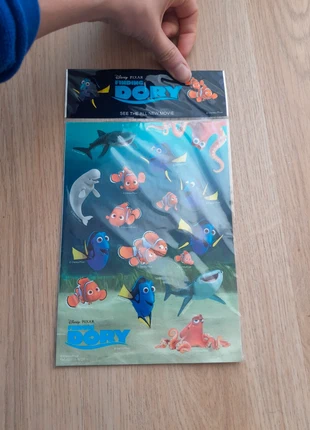 Stickers Dory, marque: Disney, état: Neuf avec étiquette, 3,00 €, 3,85 € Protection acheteurs incluse