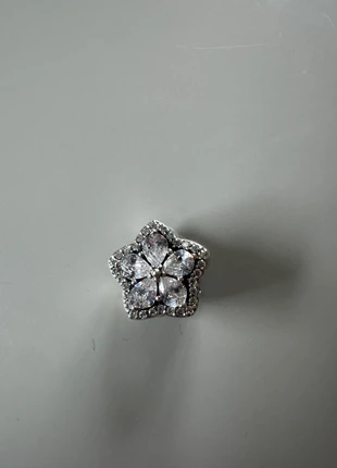 Pandora Sparkling Flower Pavé Charm, brand: Pandora, condition: New without tags, £50.00, £53.20 includes Buyer Protection