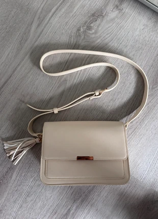 Umhängetasche, marke: Anna Field, zustand: Sehr gut, 8,00 €, 9,10 € inklusive Vinted-Käuferschutz