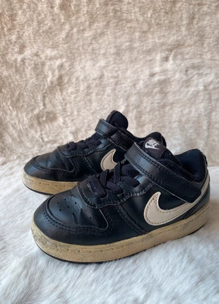 Nike schoenen kids, merk: Nike, staat: Goed, maat: 25, € 7,99, € 9,09 inclusief Kopersbescherming