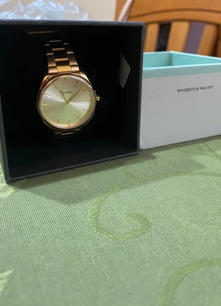 Orologio Cluse dorato feroce petit nuovo con cartellino, marque: Cluse, état: Neuf avec étiquette, taille: 30–38 mm, 83,00 €, 87,85 € Protection acheteurs incluse