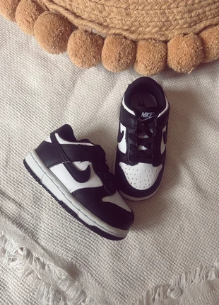 Baskets Nike Dunk Low noires & blanches – pointure 21 mixte, marke: Nike, zustand: Sehr gut, größe: 21, 30,00 €, 32,20 € inklusive Vinted-Käuferschutz