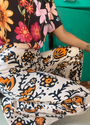 Pantalon palazzo fleuri, condition: Very good, size: M / 38 / 10, €6.00, €7.00 includes Buyer Protection