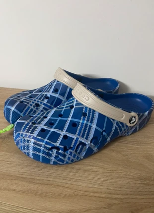 Crocs, marke: Crocs, zustand: Neu, mit Etikett, größe: 44, 35,00 €, 37,45 € inklusive Vinted-Käuferschutz