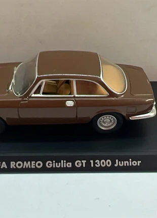 Solido Alfa Romeo Giulia 1300 Junior 1969 Modellino auto 1:43 die cast (B25), marke: Romeo, zustand: Sehr gut, größe: Frühchen, bis 44, 13,90 €, 15,30 € inklusive Vinted-Käuferschutz