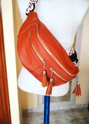 Riñonera sac/banane, merk: Boutique Italiana, staat: Nieuw zonder prijskaartje, € 19,90, € 21,60 inclusief Kopersbescherming