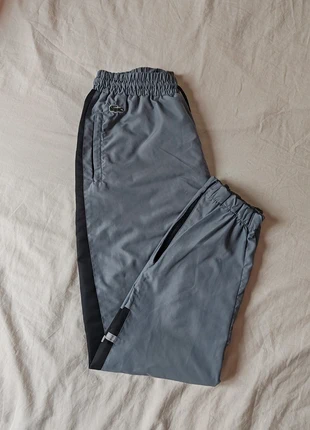 Pantalon Lacoste Gris, brand: Lacoste, condition: New without tags, size: M, €25.50, €27.48 includes Buyer Protection