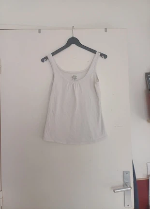 Débardeur blanc, merk: Camaïeu, staat: Heel goed, maat: S / 36 / 8, € 2,00, € 2,80 inclusief Kopersbescherming