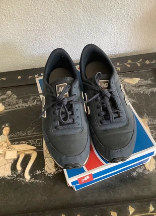 Ténis azuis da New Balance 38, marca: New Balance, estado: Muito bom, tamanho: 38, €15.00, €16.45 inclui Proteção do Comprador