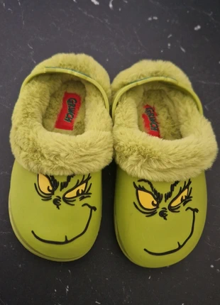 Sabot Grinch, marca: Primark, estado: Nuevo sin etiquetas, tamaño: 27, 8,50 €, 9,63 € Protección al comprador incluida