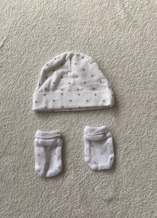 Lot naissance bébé : bonnet + moufles blanches à étoiles grises – mixte, très bon état 🌟, état: Très bon état, taille: Naissance / 44 cm, 2,50 €, 3,33 € Protection acheteurs incluse