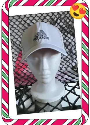 Casquette blanche taille M, Adidas, légère et idéale pour la saison, marke: adidas, zustand: Sehr gut, größe: 57, 8,00 €, 9,10 € inklusive Vinted-Käuferschutz