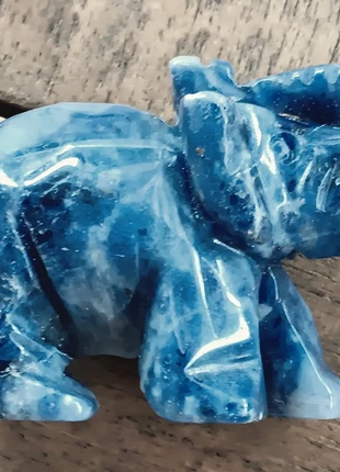 Figuurtje olifant sodaliet, staat: Heel goed, € 5,95, € 6,95 inclusief Kopersbescherming