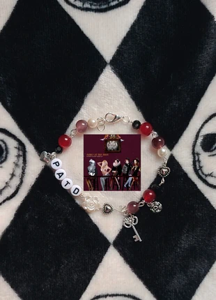 A Fever You Can't Sweat Out inspired bracelet, brand: Me, condition: New with tags, £4.80, £5.74 includes Buyer Protection