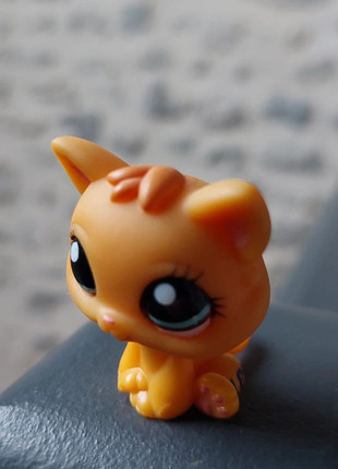 Pet shop chaton, marque: Littlest Pet Shop, état: Très bon état, taille: Taille unique, 2,50 €, 3,33 € Protection acheteurs incluse