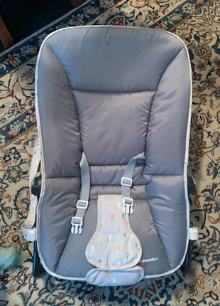 Sdraietta nuova Bébé confort, marque: Bébé Confort, état: Neuf sans étiquette, taille: 9-12 mois / 74 cm, 37,00 €, 39,55 € Protection acheteurs incluse