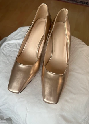 Gold Block Heel Pumps – Elegant Square Toe (Size 41), brand: NO LABEL, condition: Very good, size: 7.5, £5.00, £5.95 includes Buyer Protection