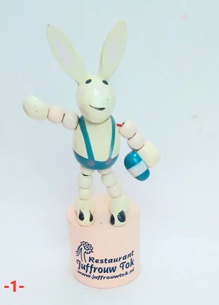 Haasje met reclame opdruk - wakouwa, drukpoppetje, push puppet, merk: sansnom., staat: Heel goed, maat: Universeel, € 4,00, € 4,90 inclusief Kopersbescherming