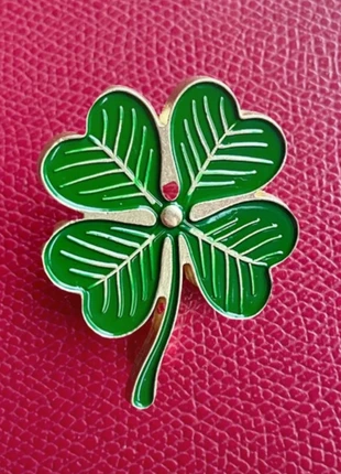 Jolie broche porte bonheur trèfle à quatre feuilles neuve mixte, marque: Fashion, état: Neuf avec étiquette, 4,00 €, 4,90 € Protection acheteurs incluse