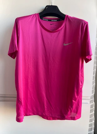 Maglia Nike / maglia Nike dri-fit, marque: Nike, état: Neuf sans étiquette, taille: S / 36 / 8, 13,00 €, 14,35 € Protection acheteurs incluse