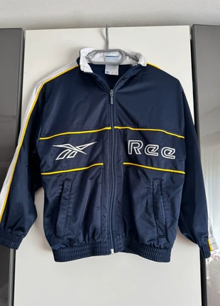 Vintage Reebok Jacke, brand: Reebok, condizioni: Ottime, taglia: 8 anni / 128 cm, €5.50, €6.48 include la Protezione acquisti