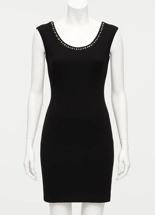 Vestido negro de Massimo Dutti talla L, marque: Massimo Dutti, état: Très bon état, taille: L / 40 / 12, 12,00 €, 13,30 € Protection acheteurs incluse