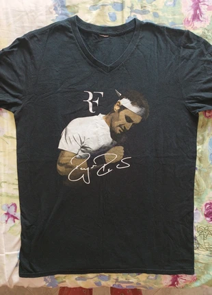 T-shirt Roger Federer, merk: Roger Federer, staat: Heel goed, maat: M / 38 / 10, € 13,00, € 14,35 inclusief Kopersbescherming