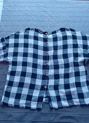 Camiseta Botones / T-shirt Boutons, marca: Zara, estado: Muy bueno, tamaño: M / 38 / 10, 10,00 €, 11,20 € Protección al comprador incluida