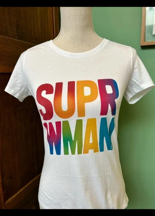 T-shirt féministe taille XS, brand: Les Colleuses, condizioni: Nuovo senza cartellino, taglia: XS / IT 38 / EU 34, €12.10, €13.41 include la Protezione acquisti