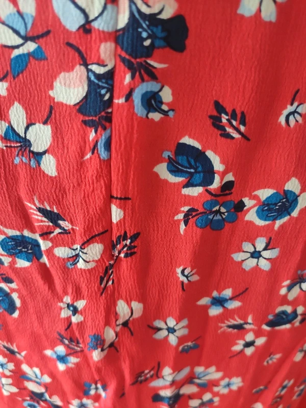 Petite robe rouge fleurie bleue Kookaï - photo numéro 16