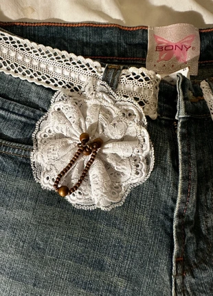 Jort avec dentelle perles froufrou taille 38-40 très bon état, brand: COQUETTE, condizioni: Nuovo con cartellino, taglia: L / IT 44 / EU 40, €9.00, €10.15 include la Protezione acquisti