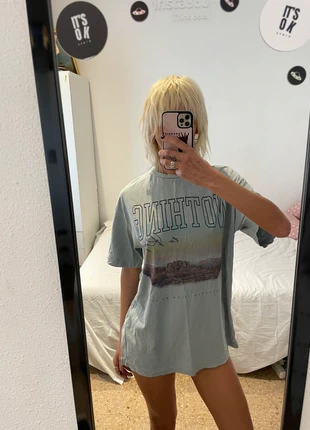 Grey t shirt, marque: Bershka, état: Très bon état, taille: S / 36 / 8, 3,00 €, 3,85 € Protection acheteurs incluse